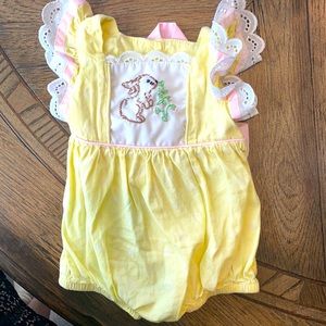 Smocked Sweets Bunny bubble